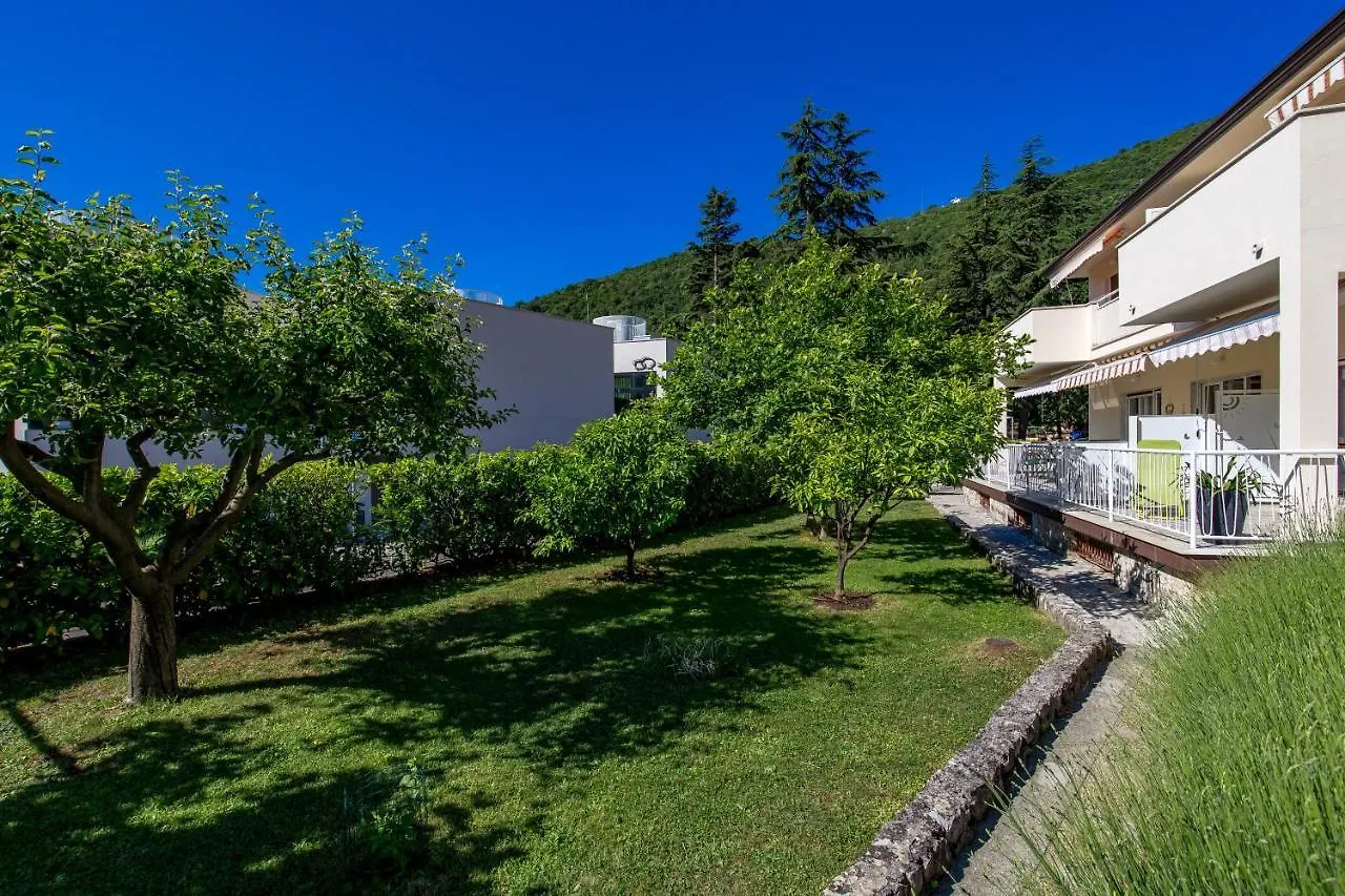 Apartments Rosovic J&C Moscenicka Draga